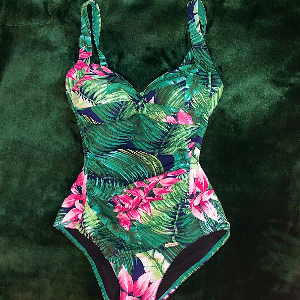 Sunseeker Tropical 1-piece Bathing suit
